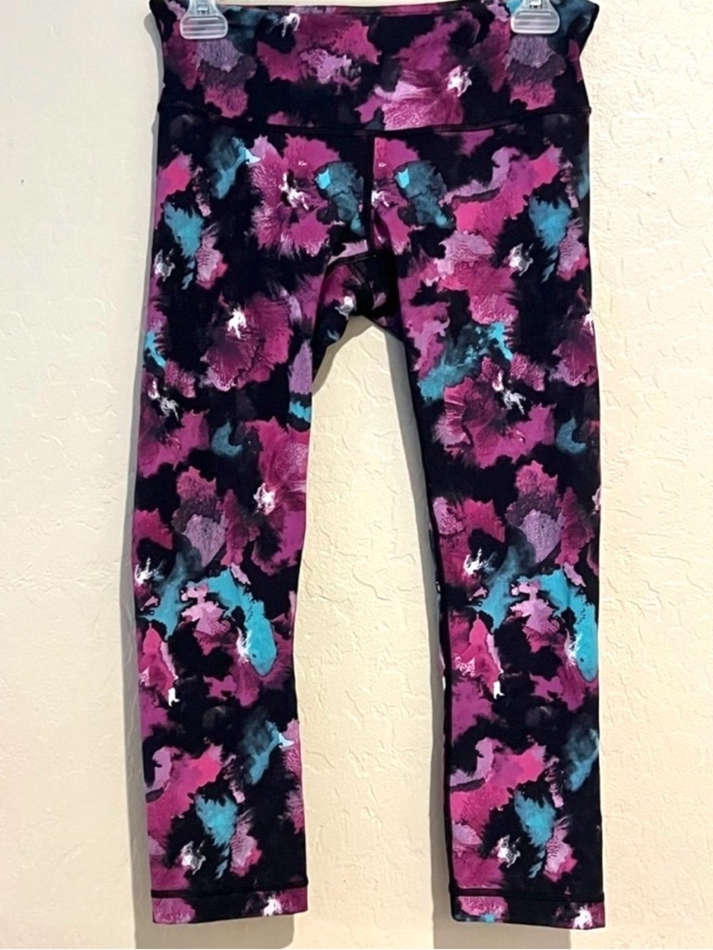 Lululemon Wunder Under Crop Low Rise Leggings Floral Watercolor Print- Size 6